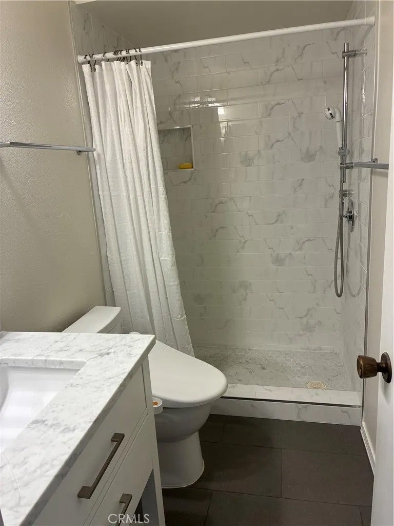 200 S Catalina Avenue 407