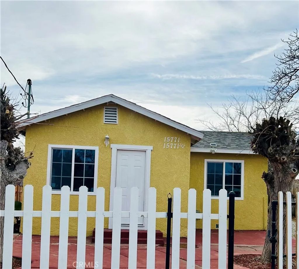 Photo of 15771 Cottonwood Street, Victorville, CA 92395 (MLS # SB26037556)