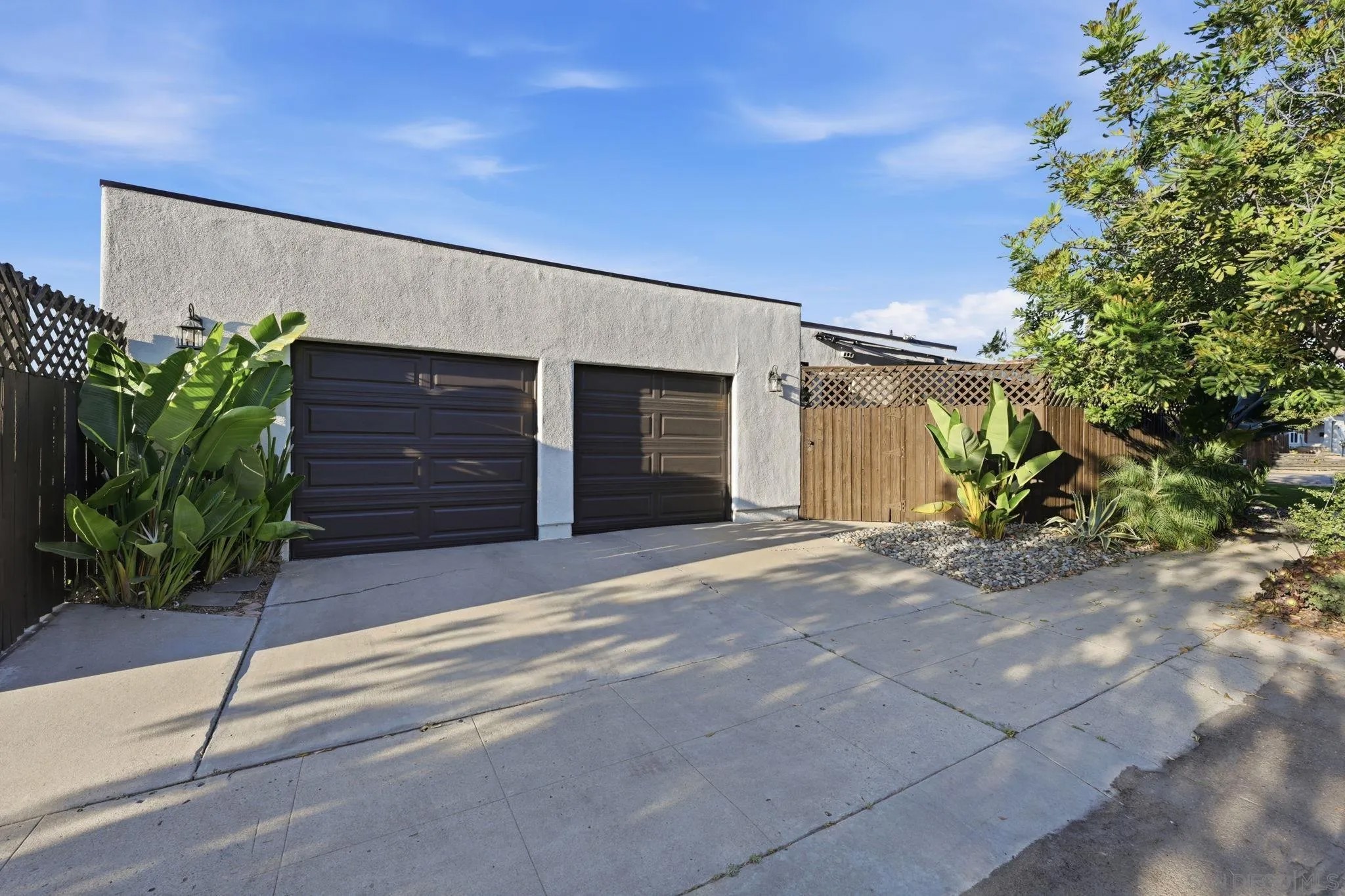 4606 Altadena Ave