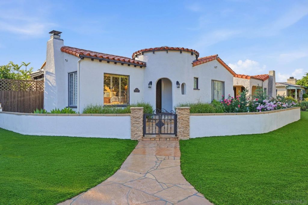 Photo of 4606 Altadena Ave, San Diego, CA 92115 (MLS # 260007253)