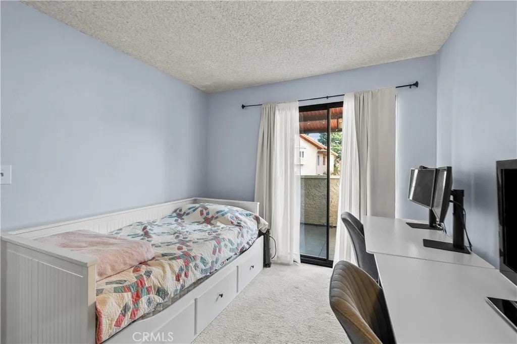 14435 Plummer 23