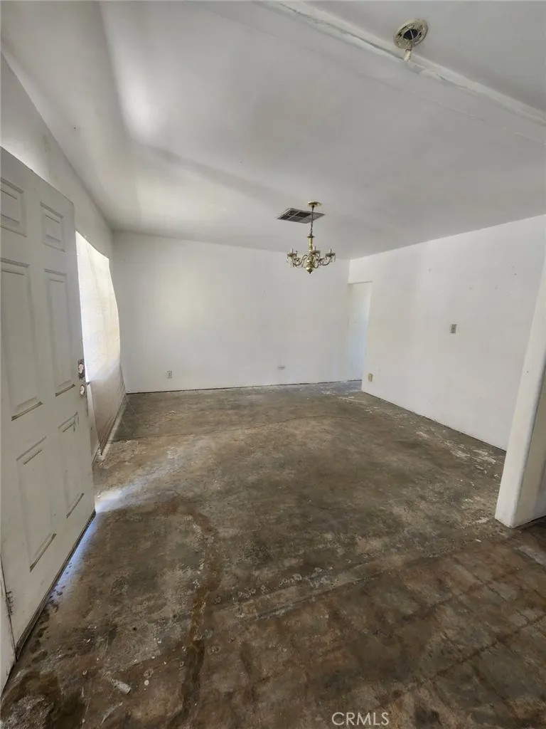 314 E Stevens Road 14