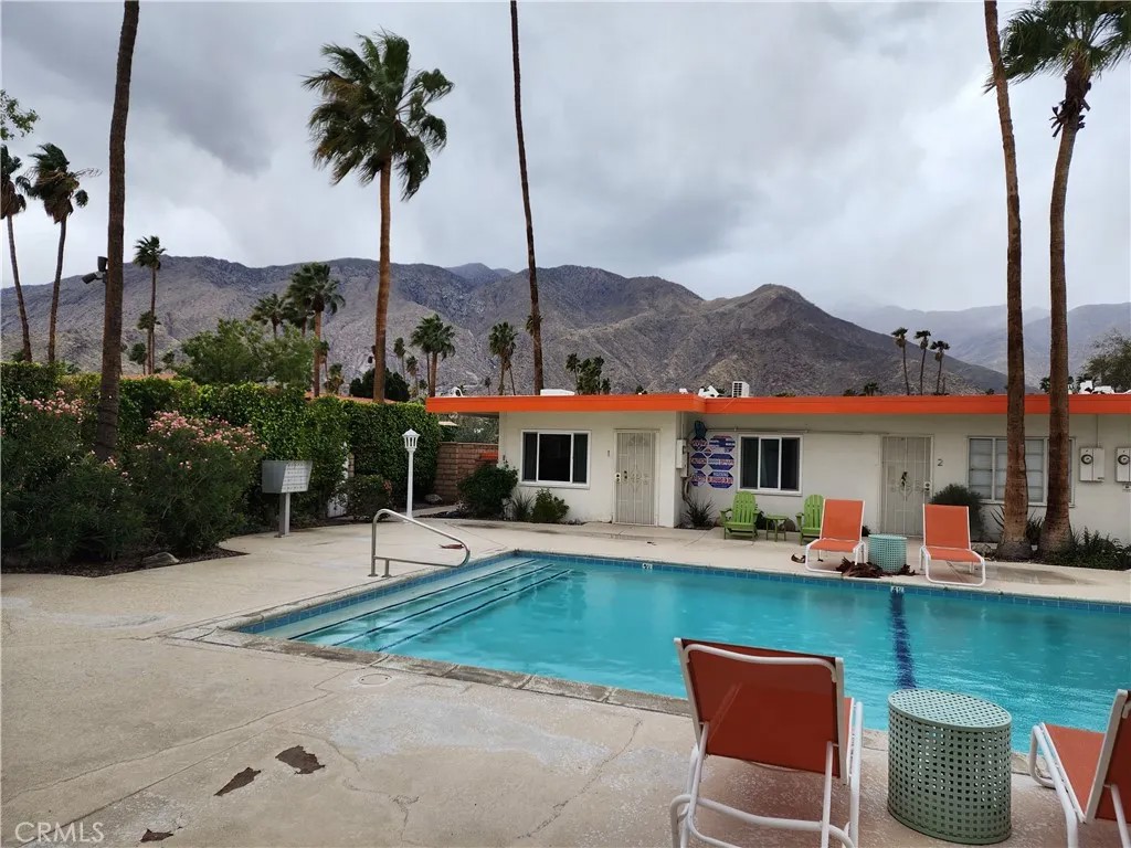 314 E Stevens Road 14
