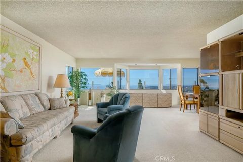 Tiny photo for 2867 Chateau Way, Laguna Beach, CA 92651 (MLS # LG25246579)