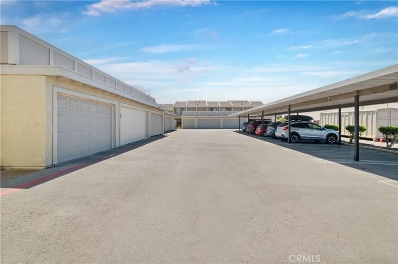 1109 W Cypress