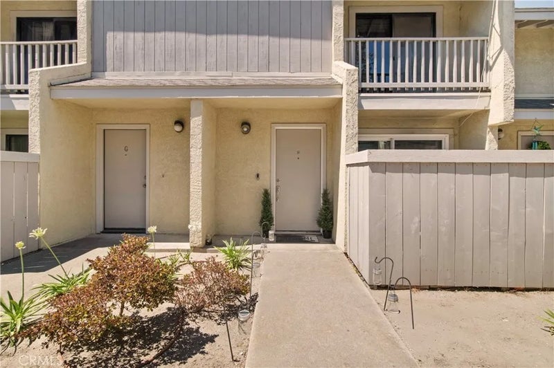 1109 W Cypress