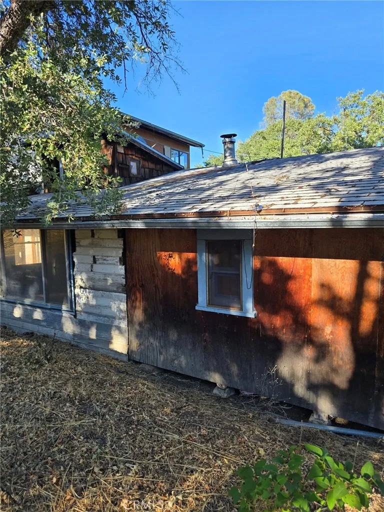 728 Watertrough Road