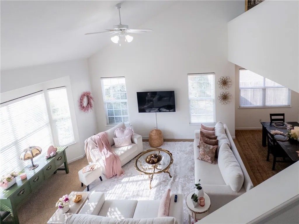 Photo of 337 Village Drive, Dinuba, CA 93618 (MLS # FR26026620)