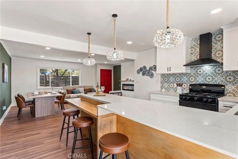 Photo of 9925 Redwood Ave, Hesperia, CA 92345 (MLS # CV25248562) Photo of 9925 Redwood Ave, Hesperia, CA 92345 (MLS # CV25248562)