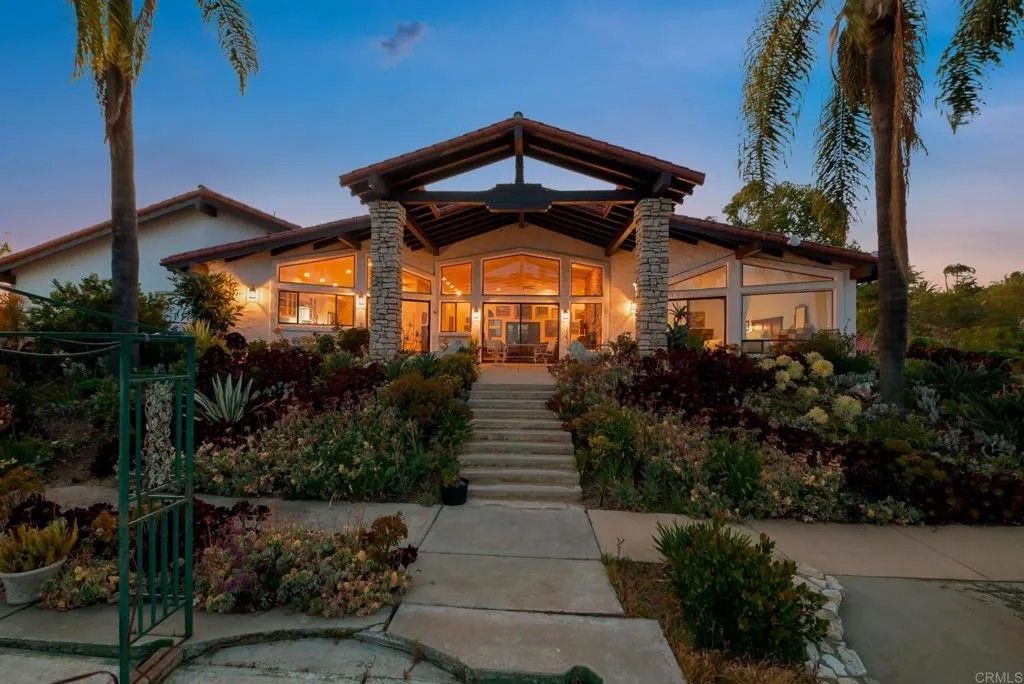 Photo of 4236 Valle Del Sol, Bonsall, CA 92003 (MLS # NDP2604083)