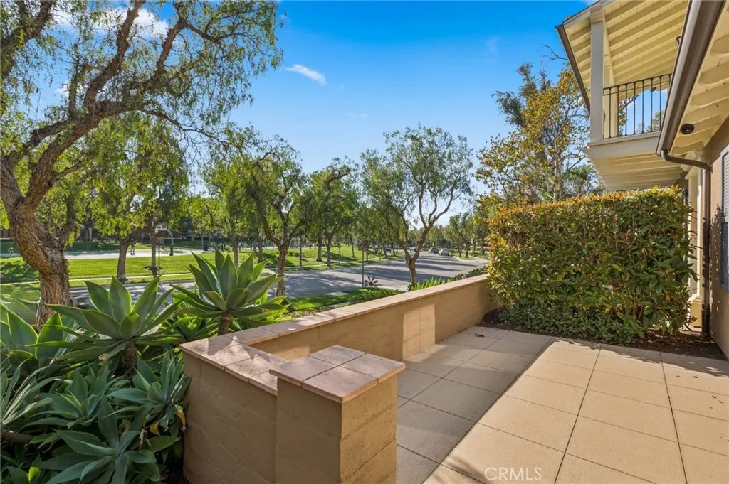 22 Ridge Valley