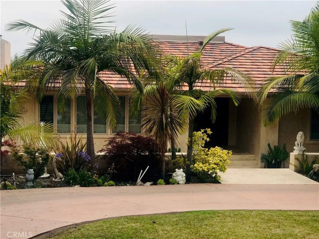 Photo of 2725 Palos Verdes Drive, Palos Verdes Estates, CA 90274 (MLS # SB25267531)