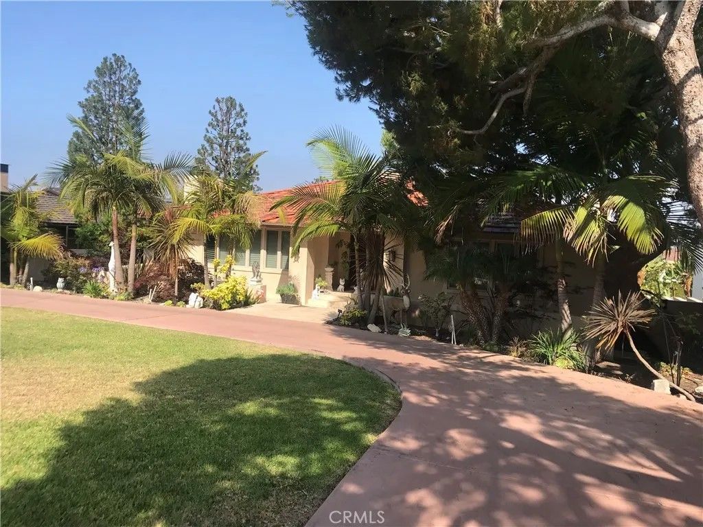 Photo of 2725 Palos Verdes Drive, Palos Verdes Estates, CA 90274 (MLS # SB25267531)