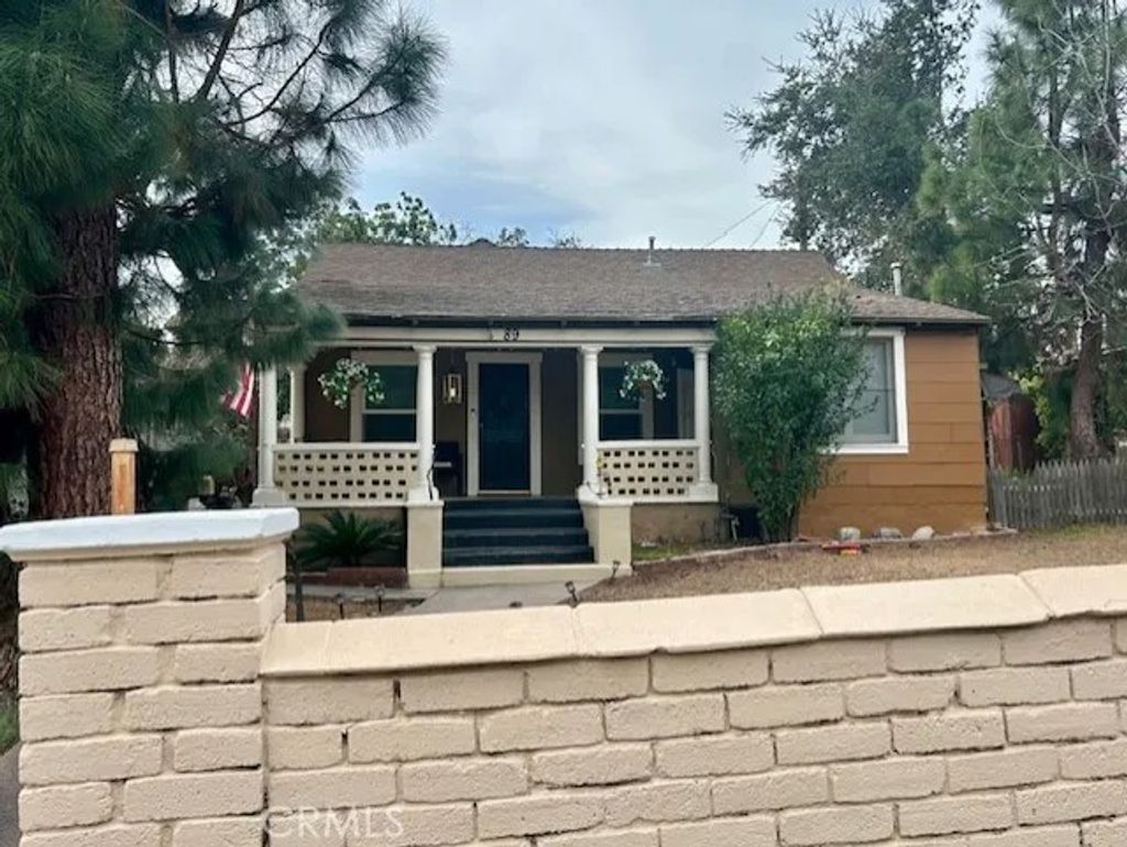 Photo of 87 Auburn Ave, Sierra Madre, CA 91024 (MLS # AR26016934)