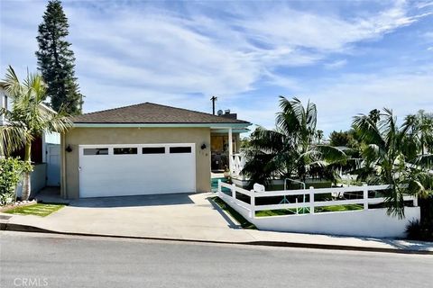 Photo of 116 Avenida Lucia, San Clemente, CA 92672 (MLS # OC26049790)