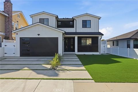 Photo of 1509 Elm Avenue, Torrance, CA 90503 (MLS # SB26039803)