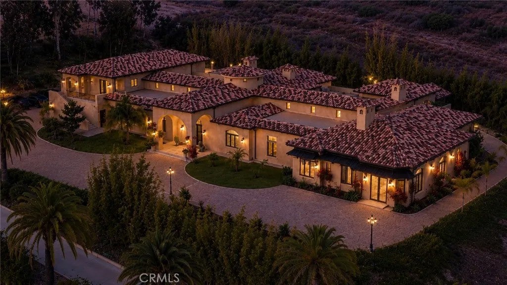 Photo of 6884 Poco Lago, Rancho Santa Fe, CA 92067 (MLS # OC26123314)