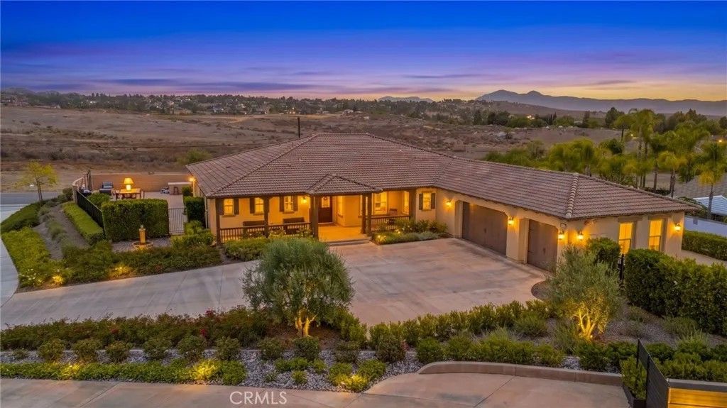 Photo of 7887 Arroyo Vista Court, Riverside, CA 92506 (MLS # OC26123619)
