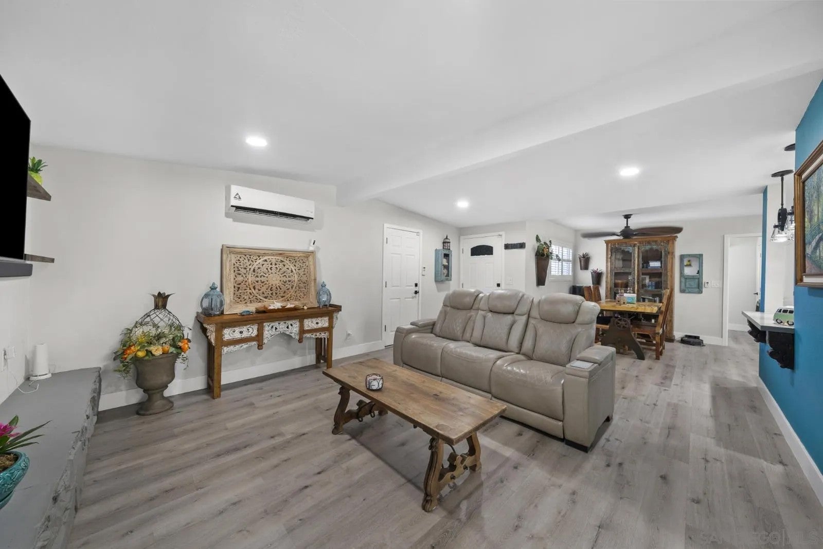 3884 Mount Abraham
