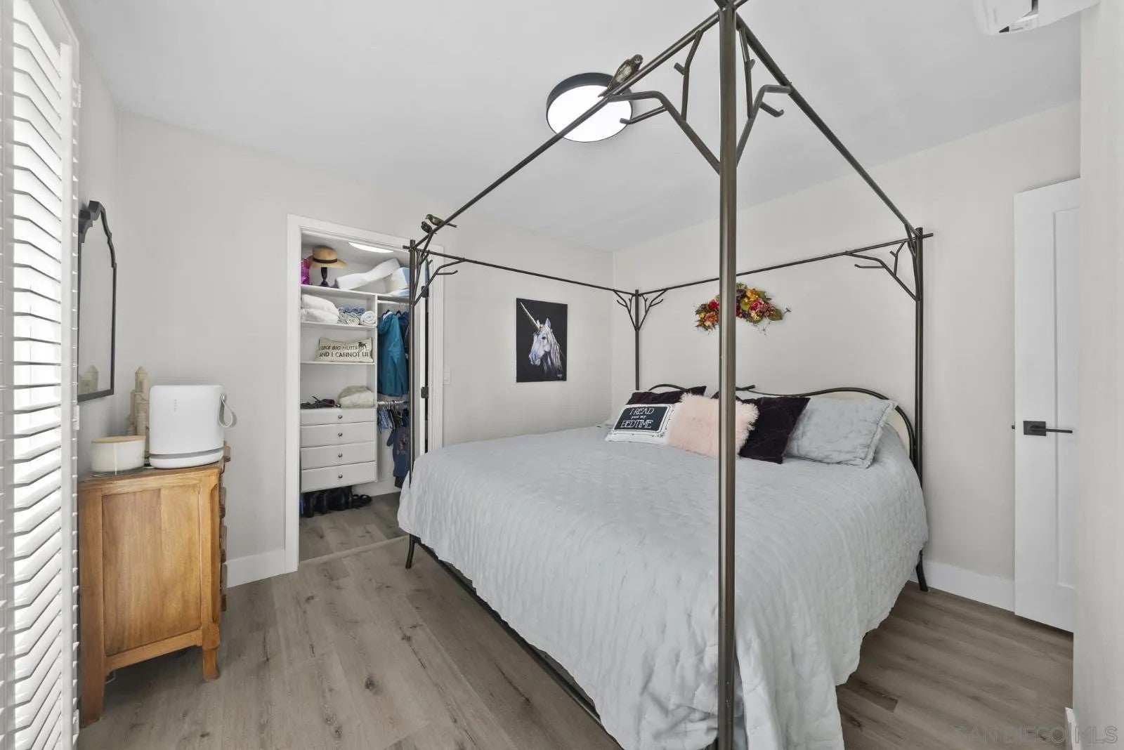 3884 Mount Abraham
