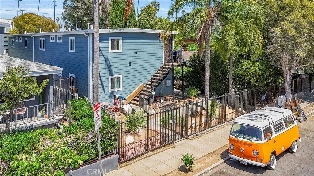 1034 Pleasantview