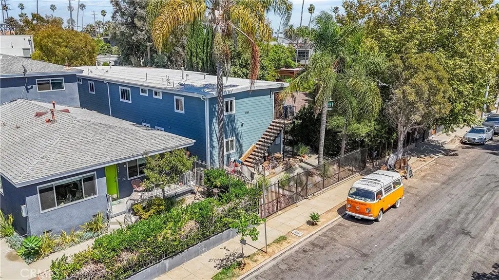 1034 Pleasantview