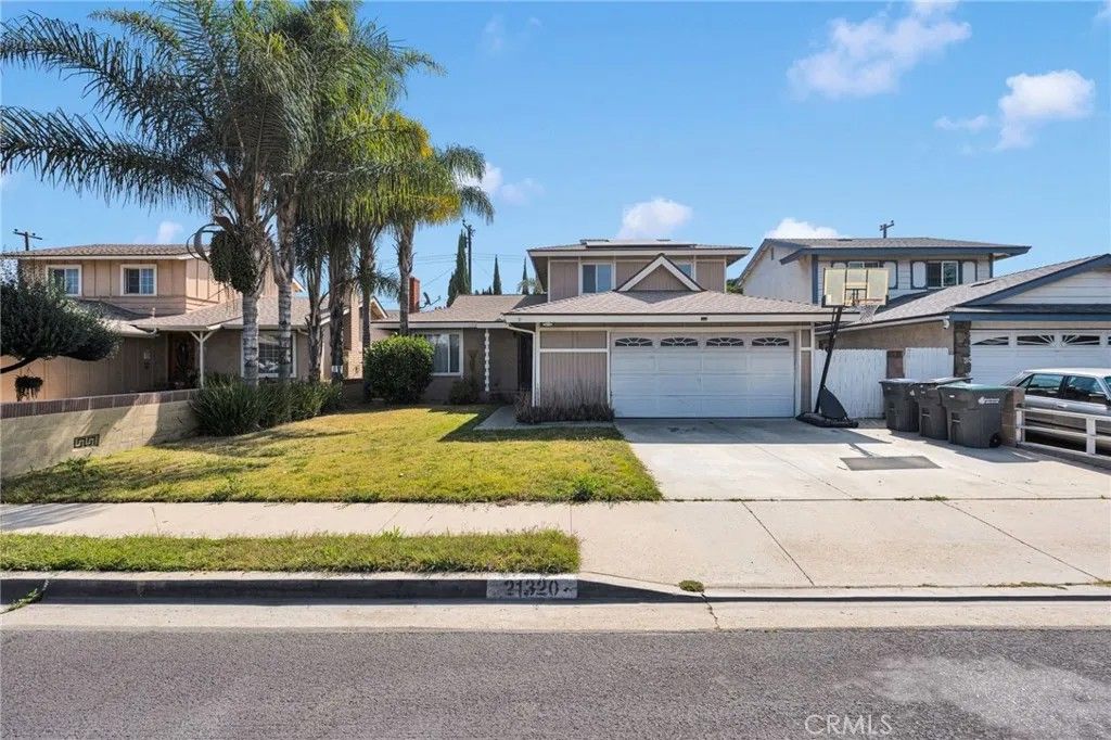 Photo of 21320 Garston Ave, Carson, CA 90745 (MLS # CV26087891)