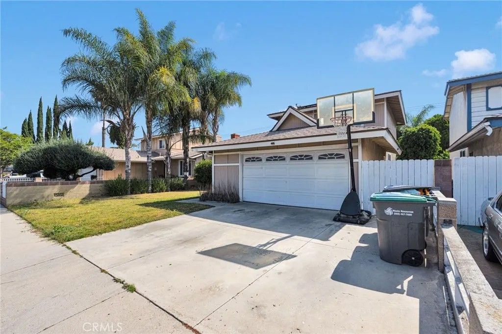 Photo of 21320 Garston Ave, Carson, CA 90745 (MLS # CV26087891)