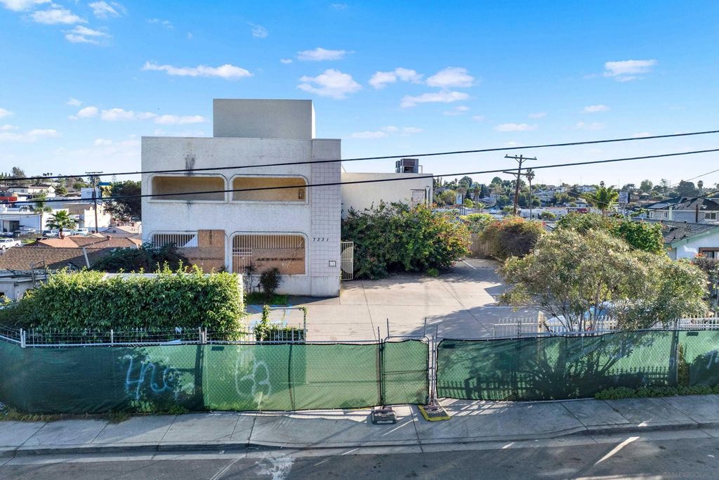 Photo of 7331 North Ave, Lemon Grove, CA 91945 (MLS # 260002128)