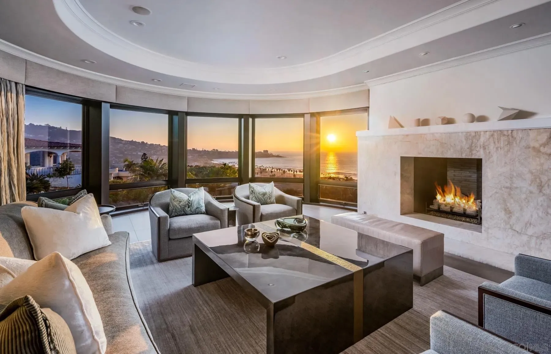 La Jolla, California 92037, United States, 5 Bedrooms Bedrooms, ,6 BathroomsBathrooms,Residential,Active,249842