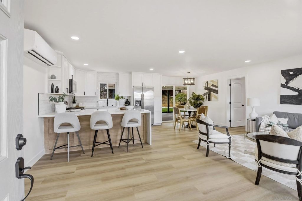 Photo of 1670 Enfield St, Spring Valley, CA 91977 (MLS # 260003898)