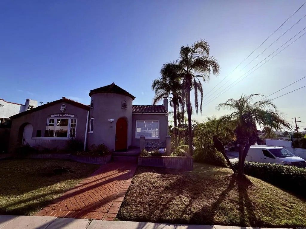 Photo of 403 S Horne St, Oceanside, CA 92054 (MLS # NDP2603608)