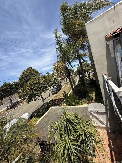 Photo of 403 S Horne St, Oceanside, CA 92054 (MLS # NDP2603608)