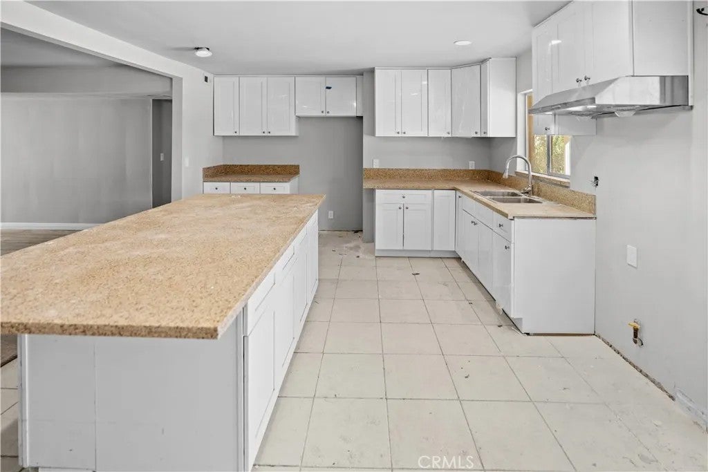 906 N 4th