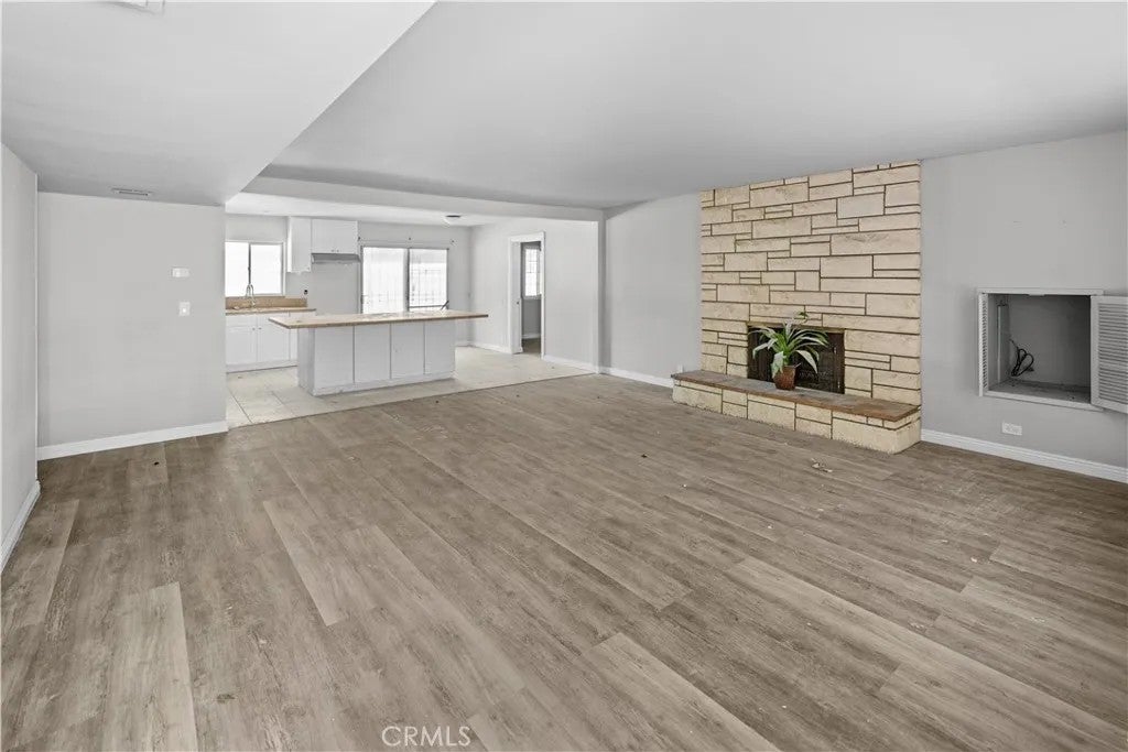 906 N 4th
