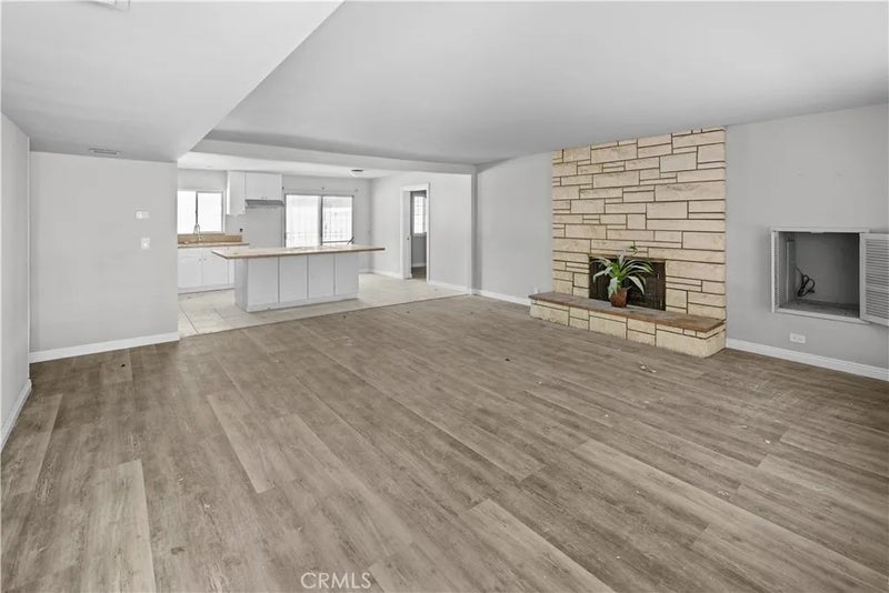 906 N 4th