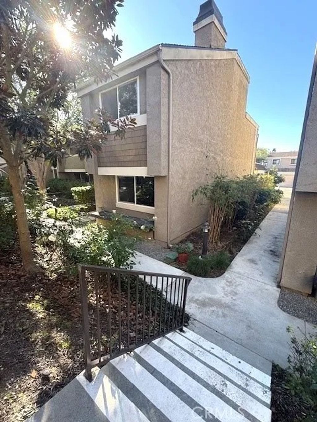 Photo of 10 Summerwalk Court #29, Newport Beach, CA 92663 (MLS # FR26006004)