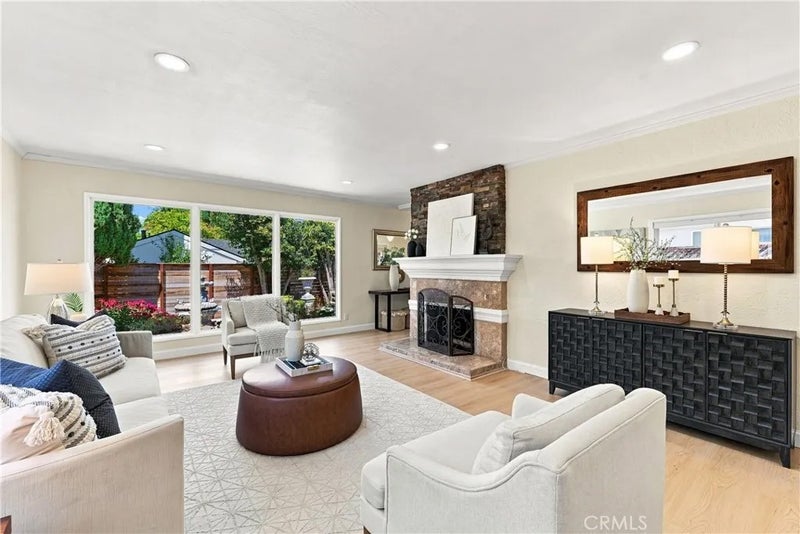 1635 Blossom Hill