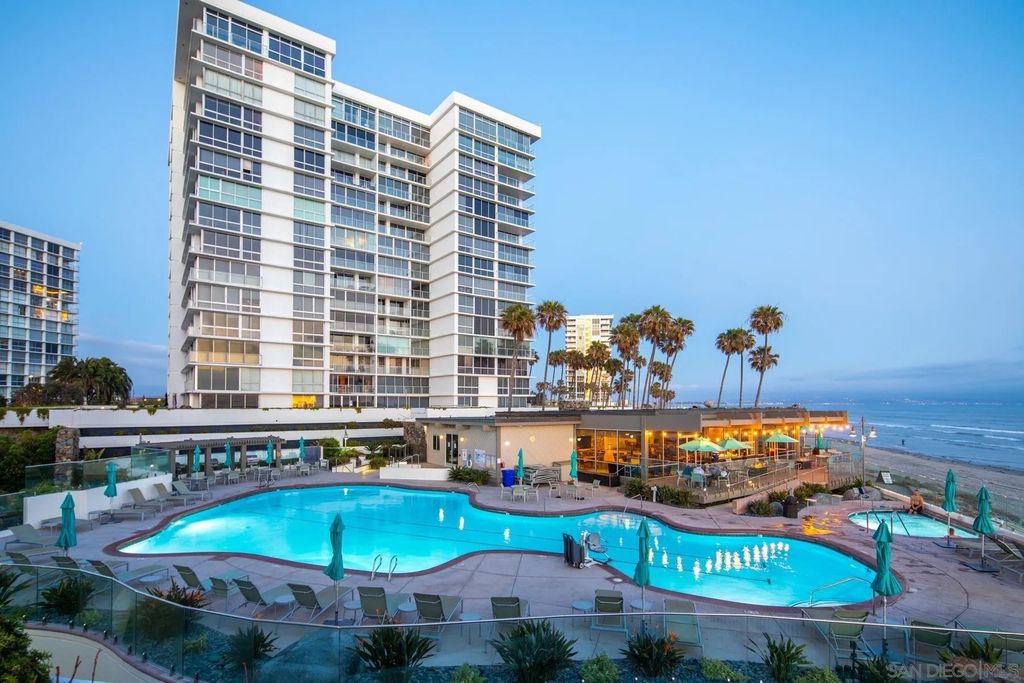 Photo of 1760 Avenida Del Mundo #801, Coronado, CA 92118 (MLS # 260005558)