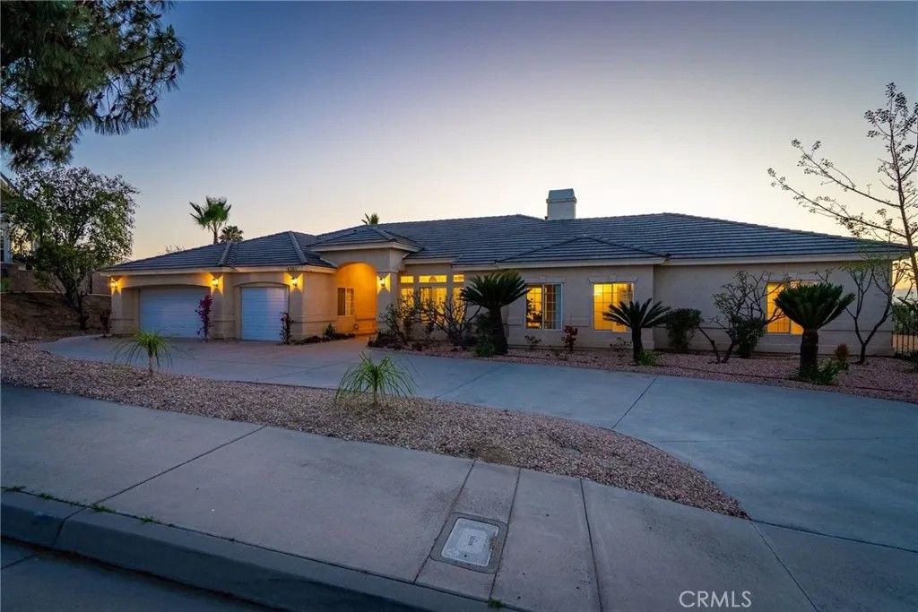 Photo of 6201 Omega Street, Riverside, CA 92506 (MLS # IV26092013)