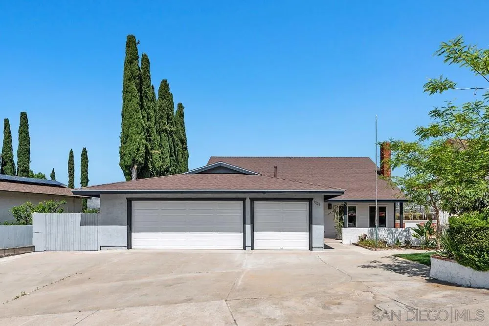 13765 Celestial Rd