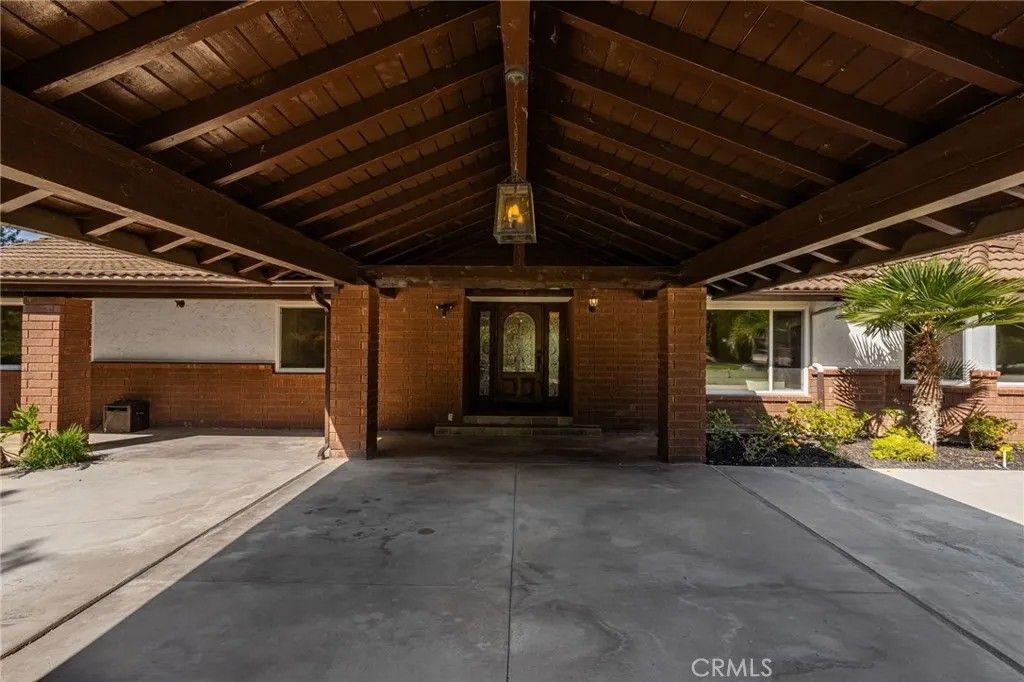 Photo of 2465 Via Oeste Drive, Fallbrook, CA 92028 (MLS # CV25256495)