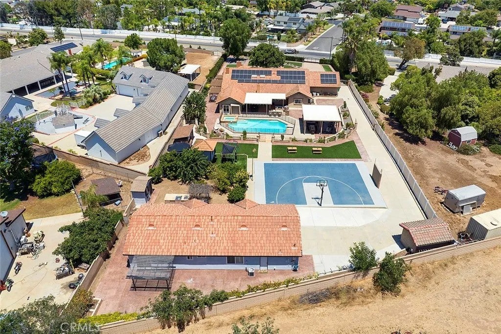 Photo of 2785 State ST, Corona, CA 92881 (MLS # TR26130305)