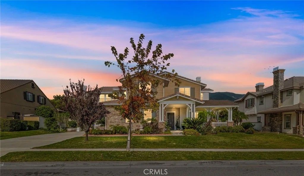 Photo of 13812 Breeders Cup Dr, Rancho Cucamonga, CA 91739 (MLS # CV26025916)