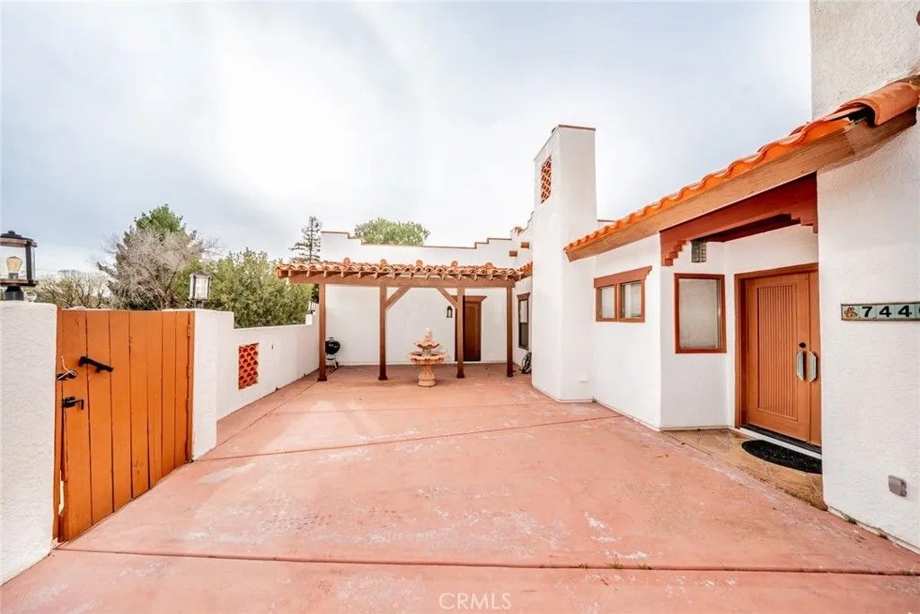 Photo of 7440 3rd Ave, Hesperia, CA 92345 (MLS # IV26027497)