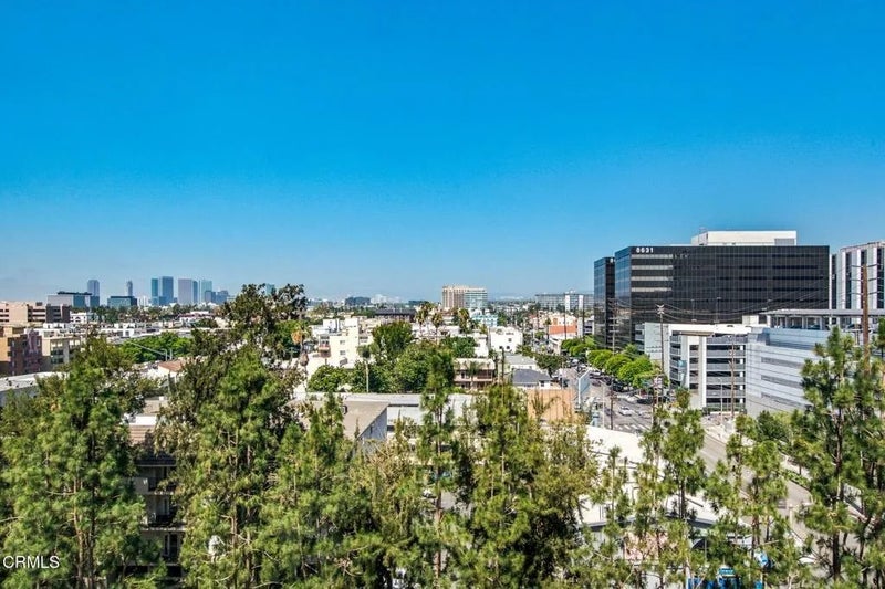 321 S San Vicente Boulevard 808
