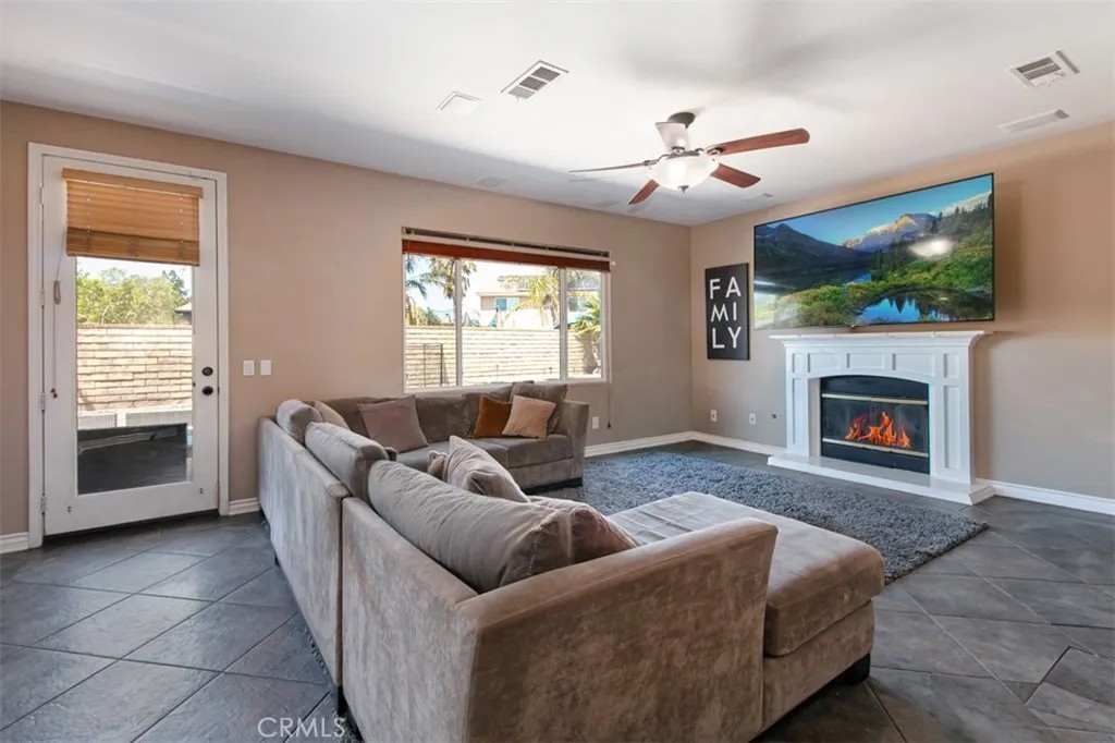 29315 Sequoia