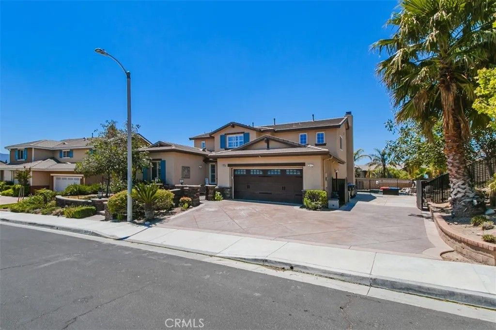Photo of 29315 Sequoia Rd, Canyon Country, CA 91387 (MLS # SR26092047)