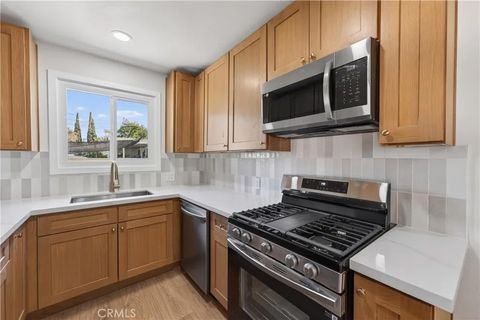 Photo of 467 W Orangethorpe Ave, Fullerton, CA 92832 (MLS # CV26004937)