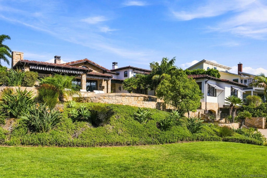 Photo of 208 S Rios Ave, Solana Beach, CA 92075 (MLS # 260020448)